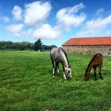 Manoir De La Converserie * Saint-Étienne-au-Mont